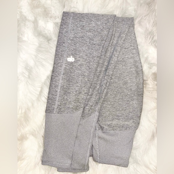 Alo Yoga High-Waist Alosoft Lounge Legging, Athletic Heather Grey - Picture 5 of 8